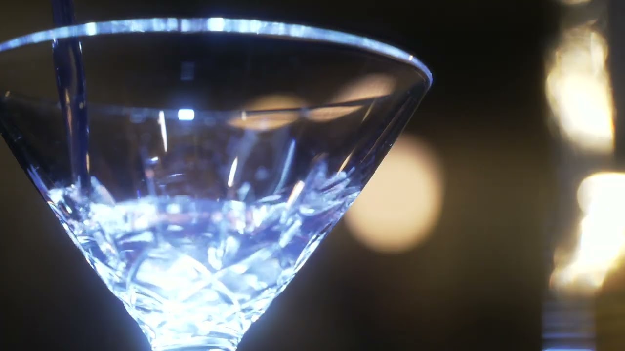 فيديو أنمي Bartender: Kami no Glass